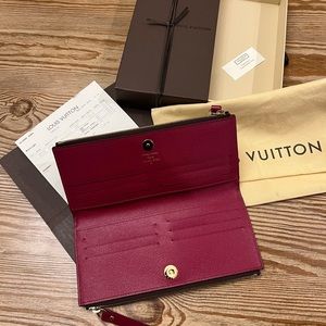 * Louis Vuitton Adele Wallet* Excellent Confition!!*